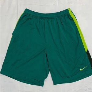 Nike shorts green